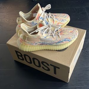 Brand new never been worn Yeezy 350 Boost